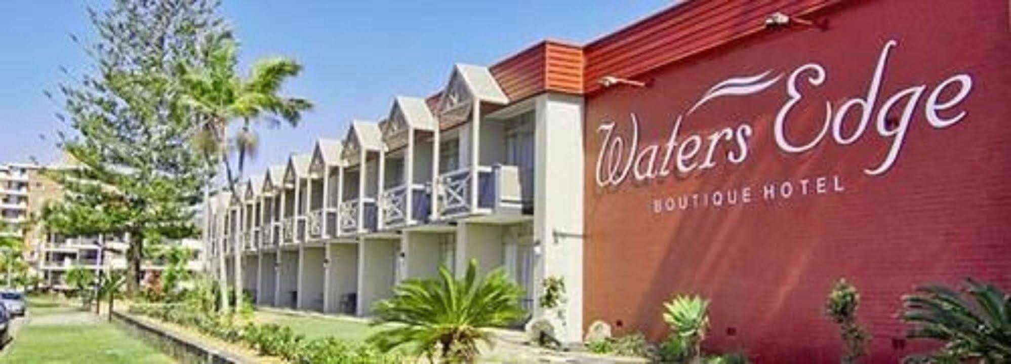 Comfort Resort Waters Edge Порт-Маккуори Экстерьер фото